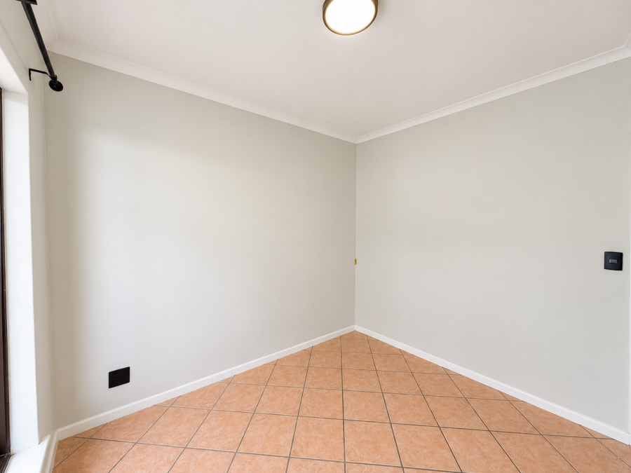 4 Bedroom Property for Sale in Bothasig Western Cape